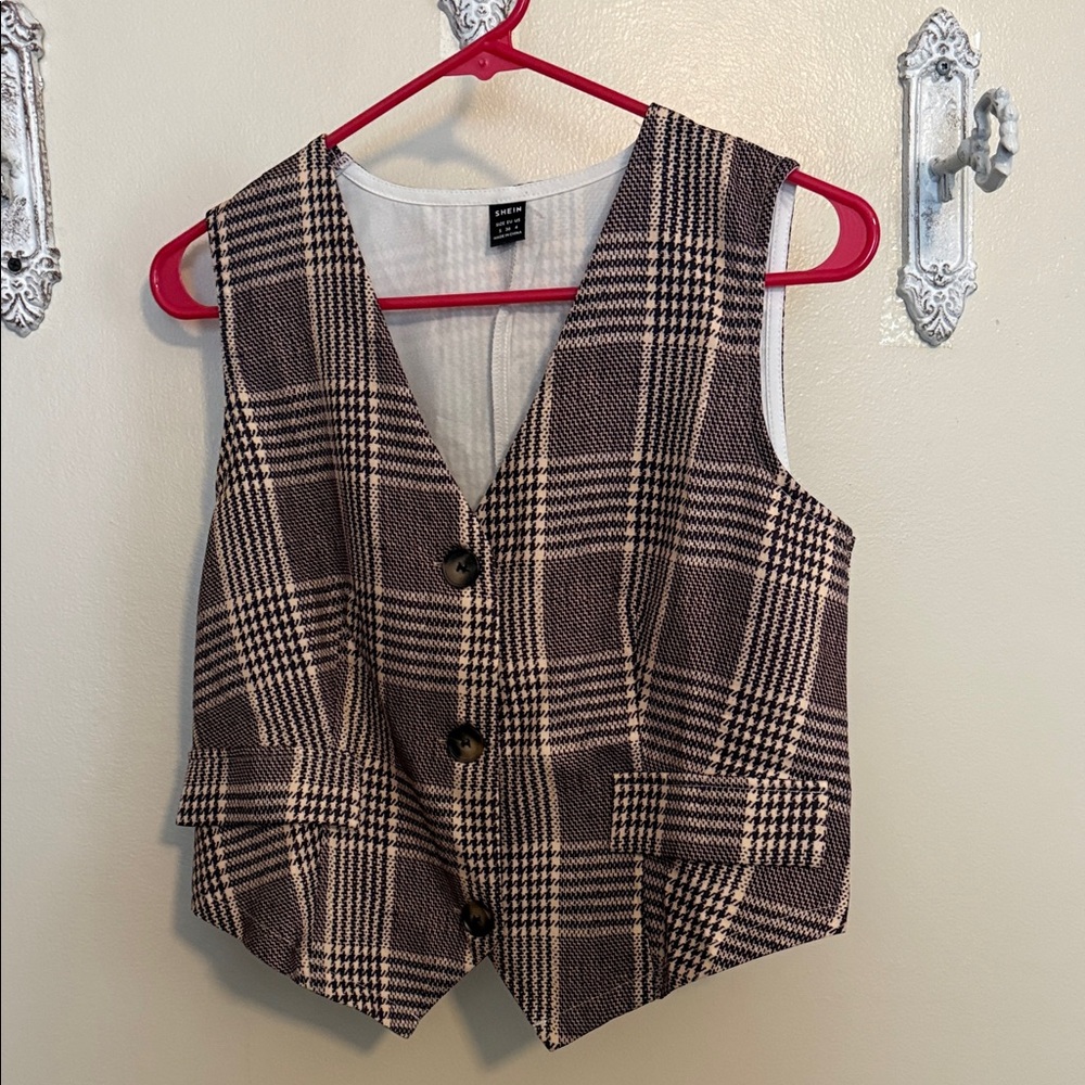 SHEIN Brown Plaid Vest